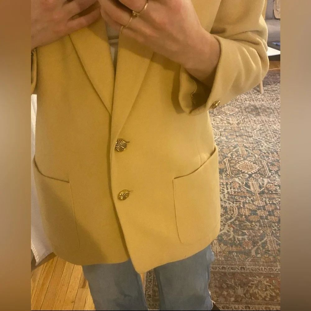 Vintage wool buttercream blazer - Picture 4 of 9